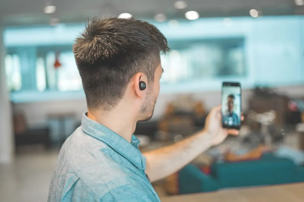How to Choosing the Perfect Gay Dating App Profile Picture 1 How to Choosing the Perfect Gay Dating App Profile Picture